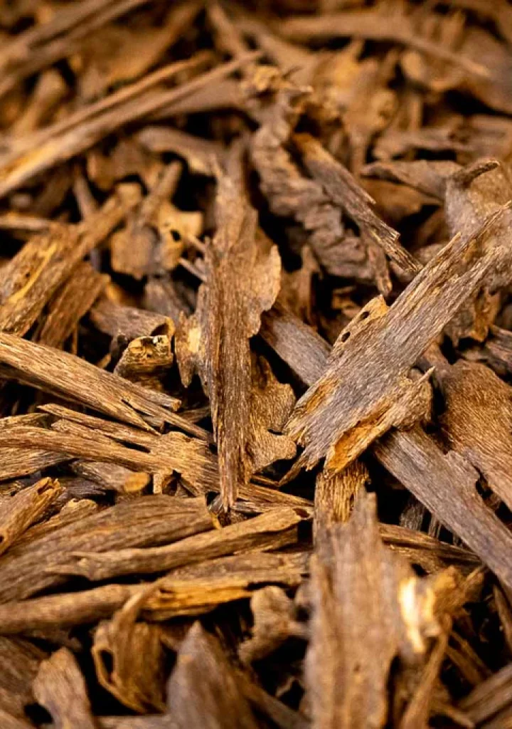 Home oud chips tripura 1024x1024